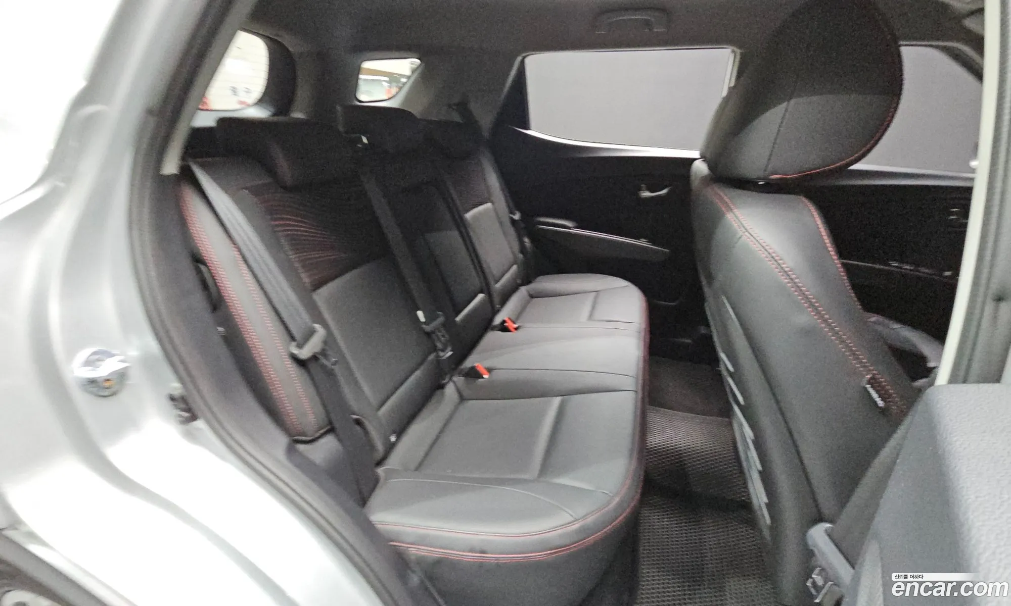 KG Mobility (SsangYong) Tivoli Air 2017 — 12