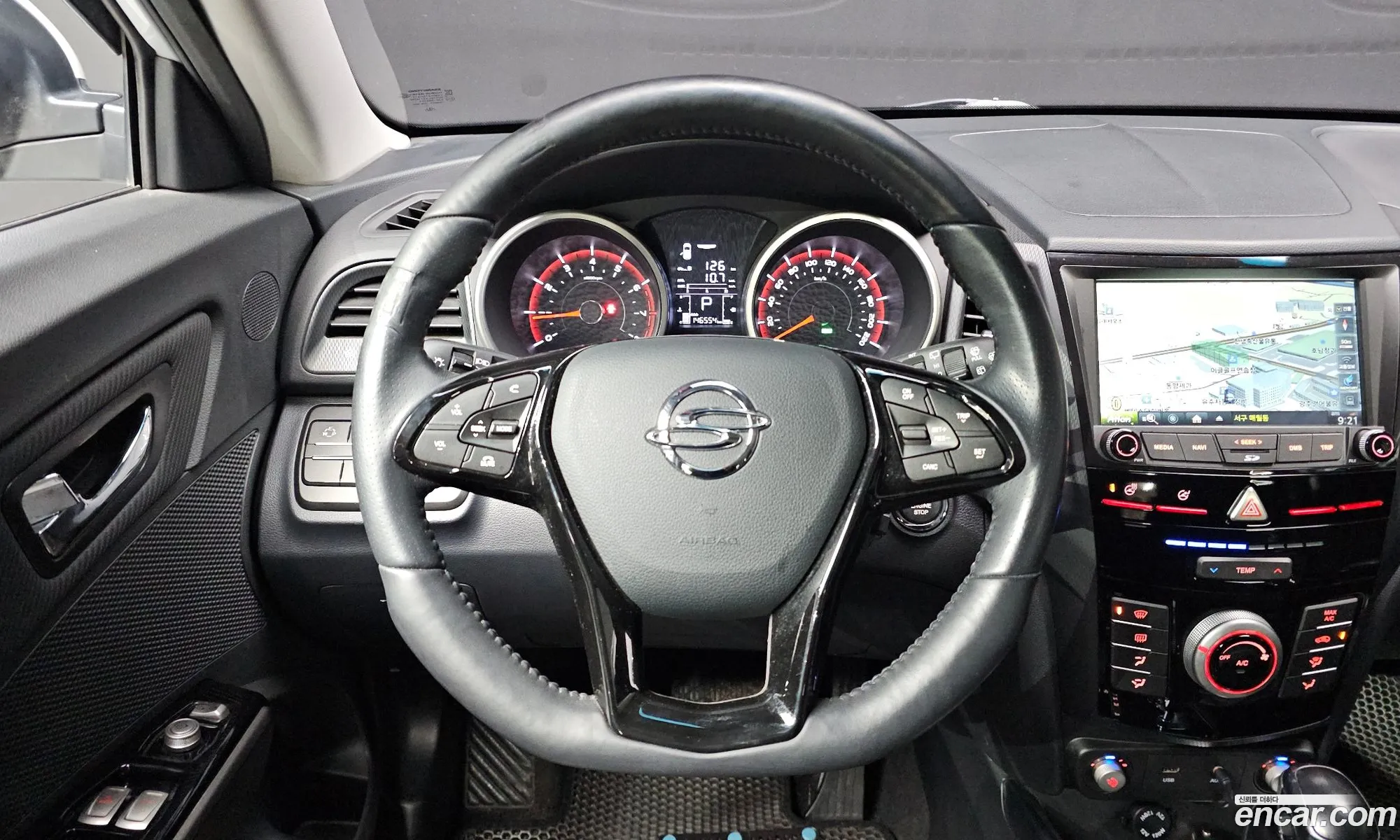 KG Mobility (SsangYong) Tivoli Air 2017 — 17