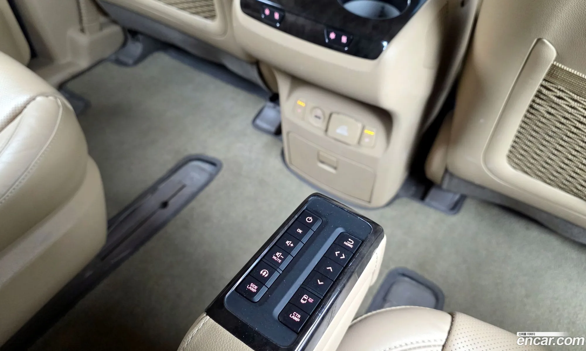 Kia Carnival 2019 — 2
