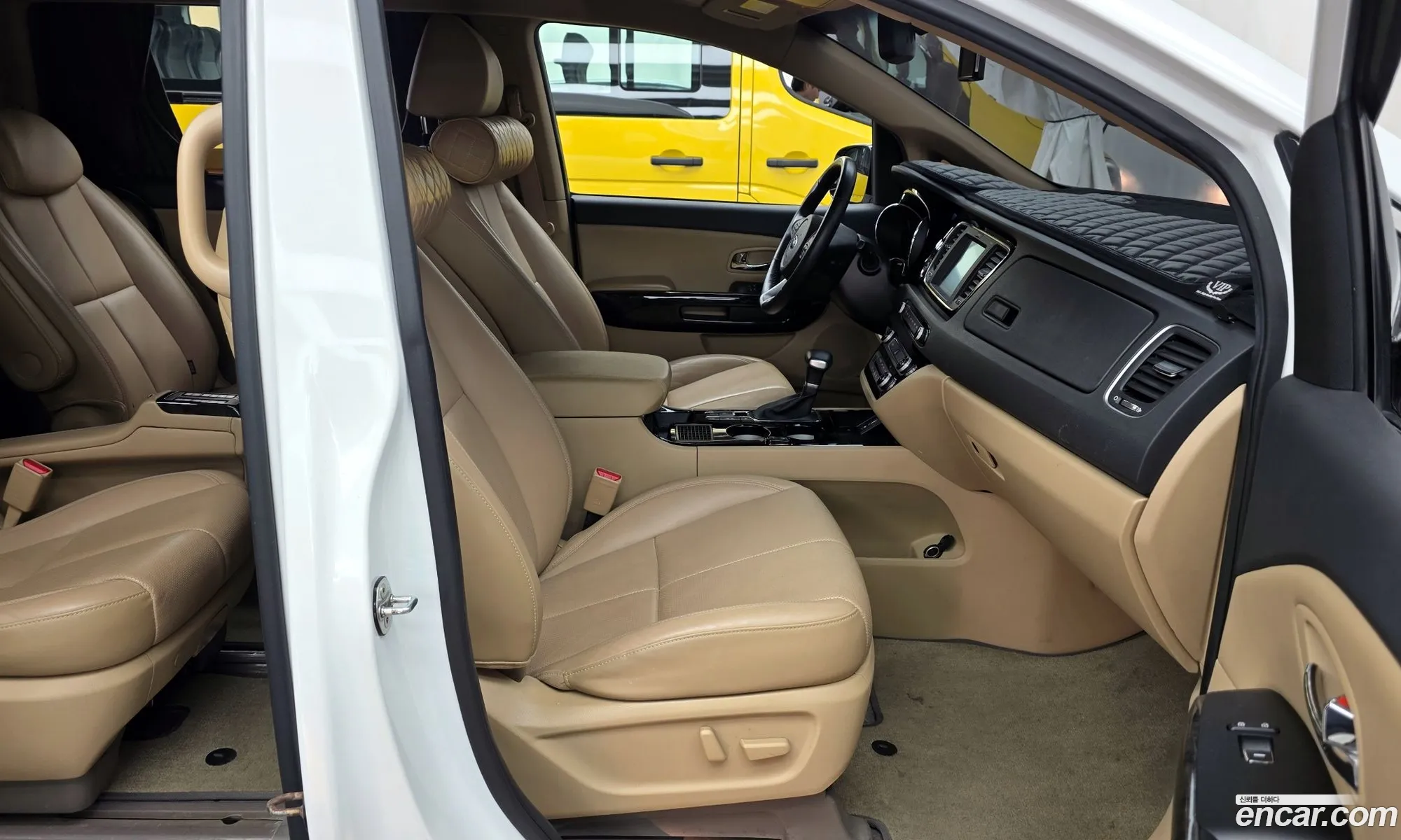Kia Carnival 2019 — 3