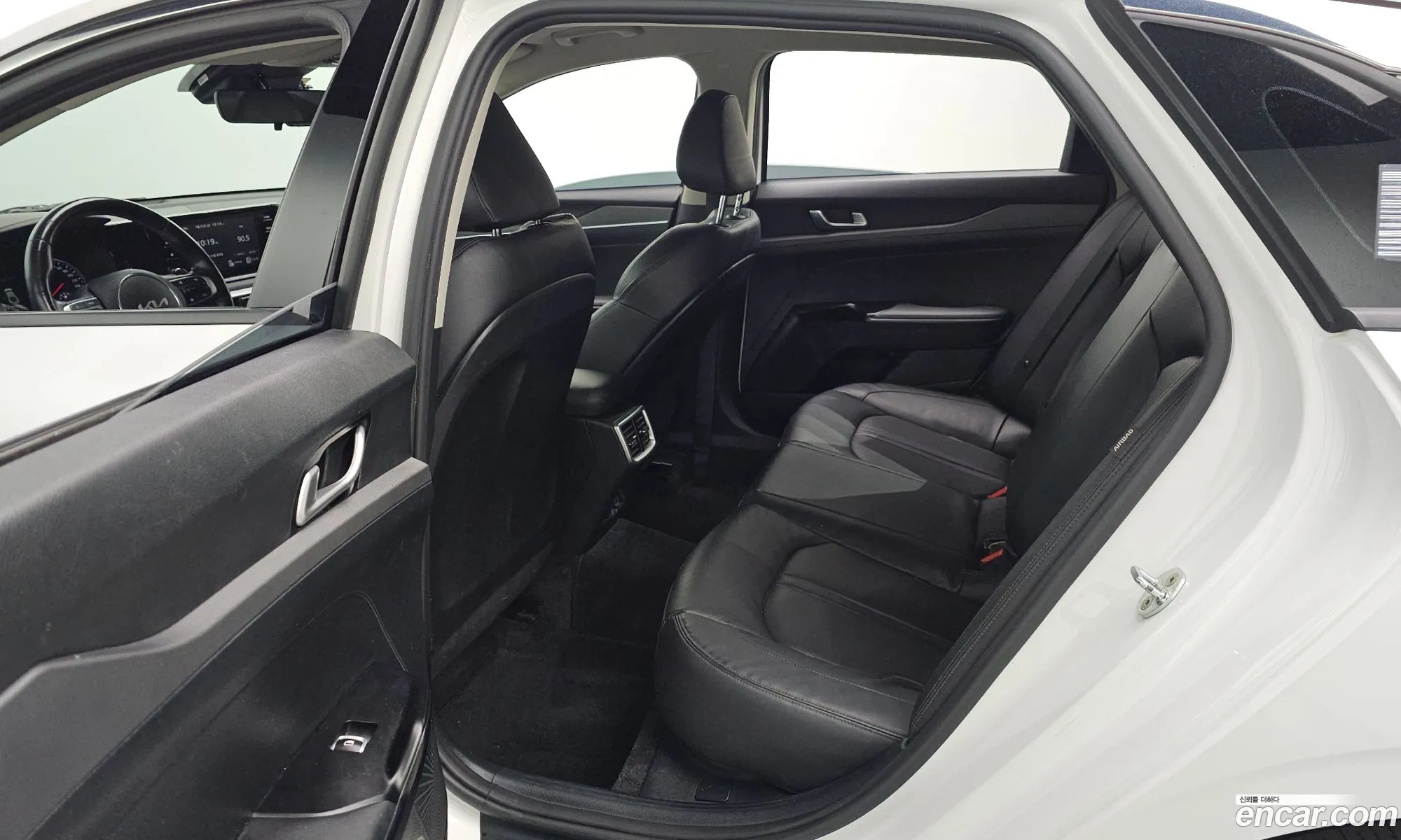 Kia K5 2022 — 8