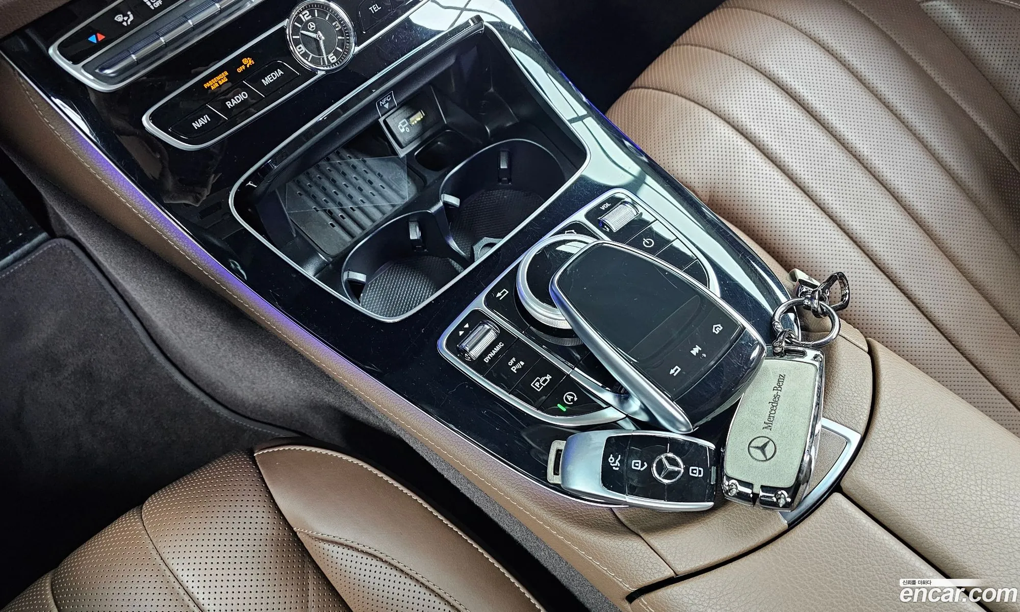 Mercedes-Benz E-Class W213 2020 W1KZF4KB8LA759480 — 12
