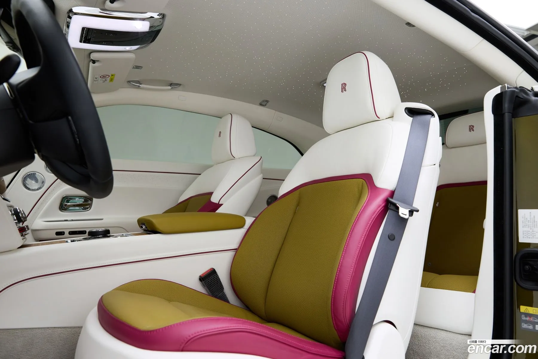 Rolls-Royce Spectre 2024 — 20