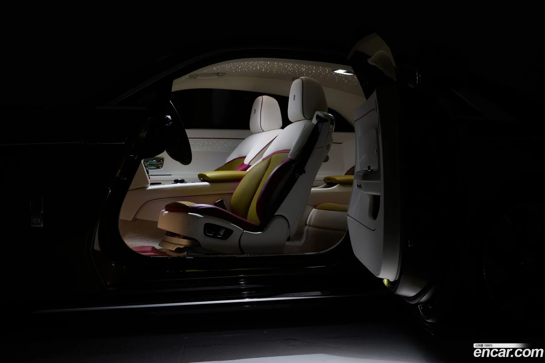 Rolls-Royce Spectre 2024 — 4