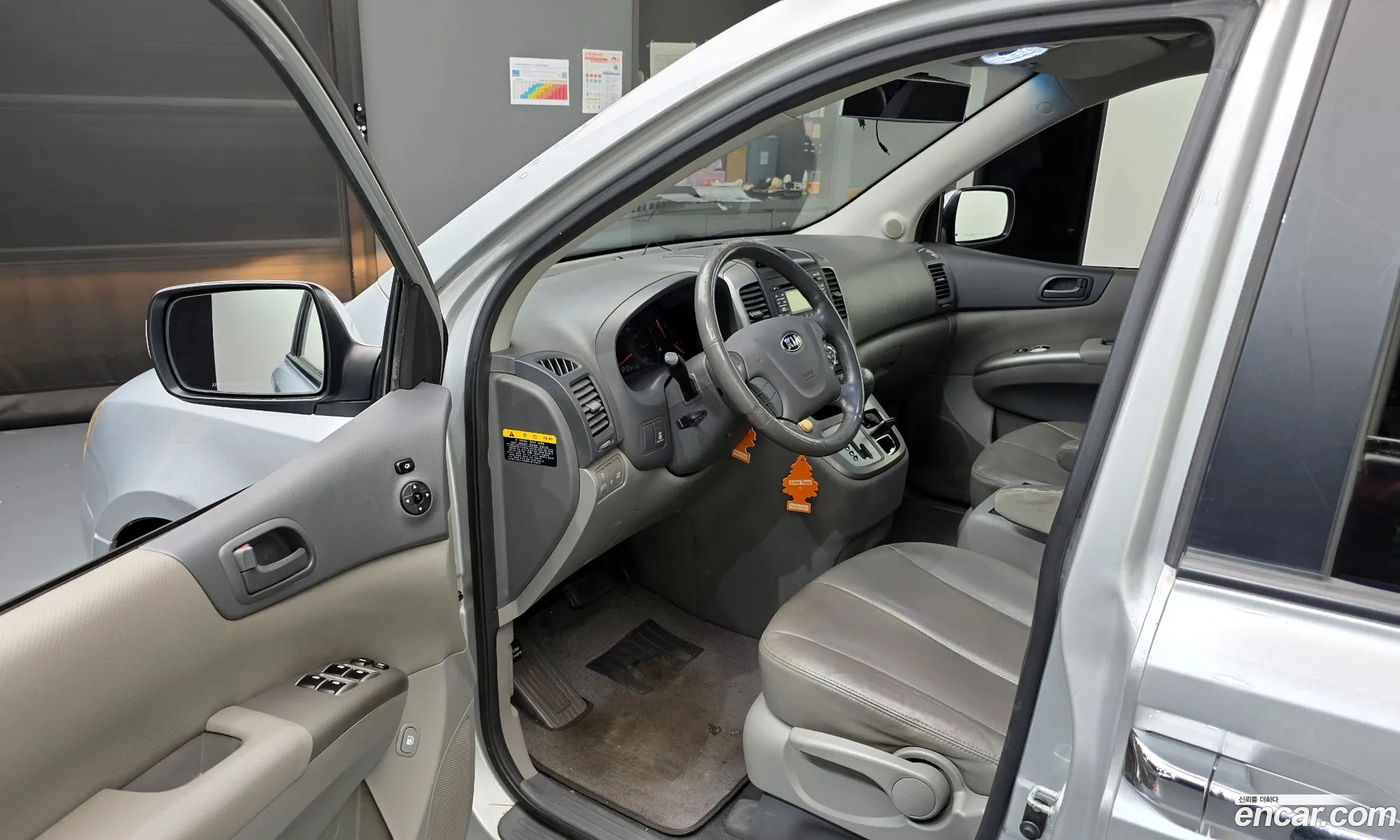 Kia Carnival R 2014 — 14