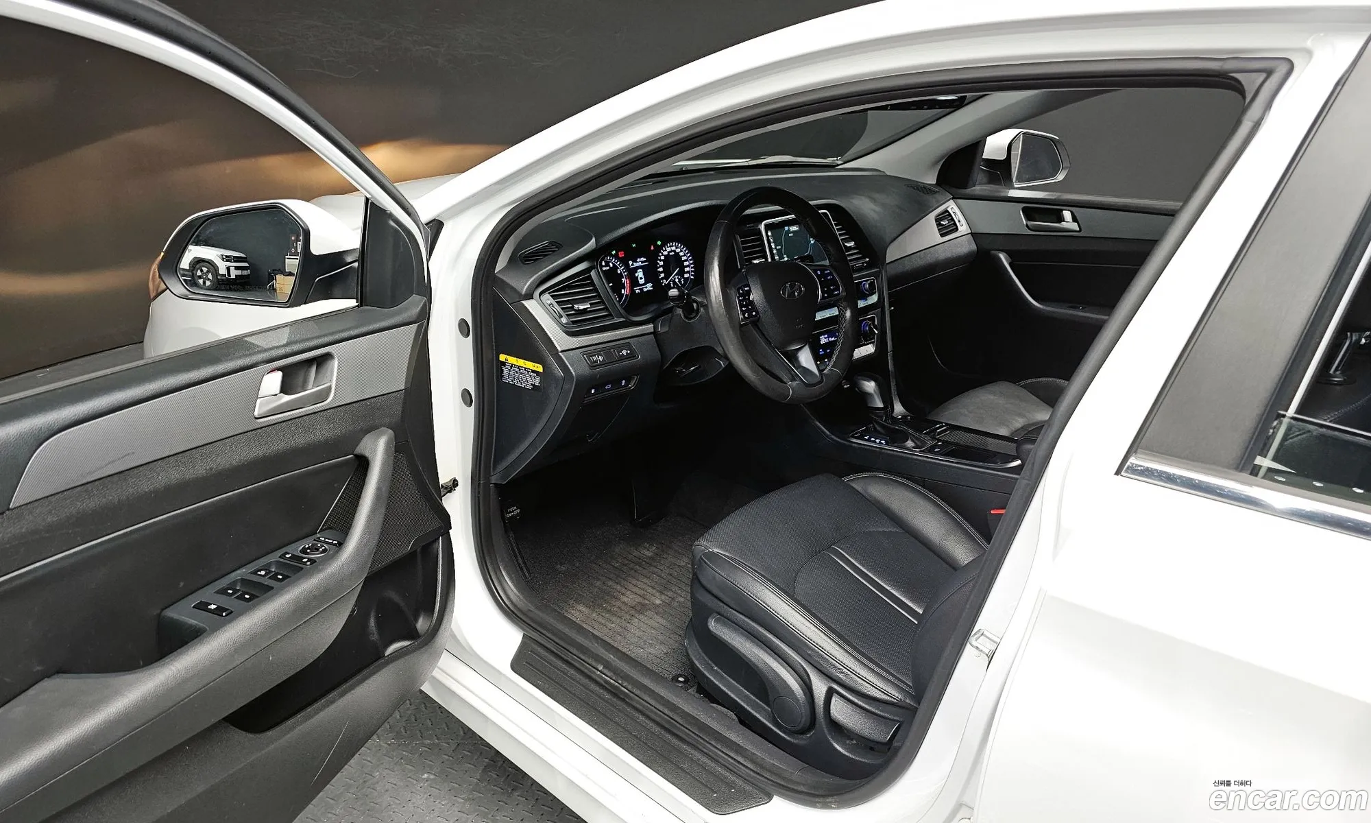 Hyundai Sonata New Rise 2018 — 16