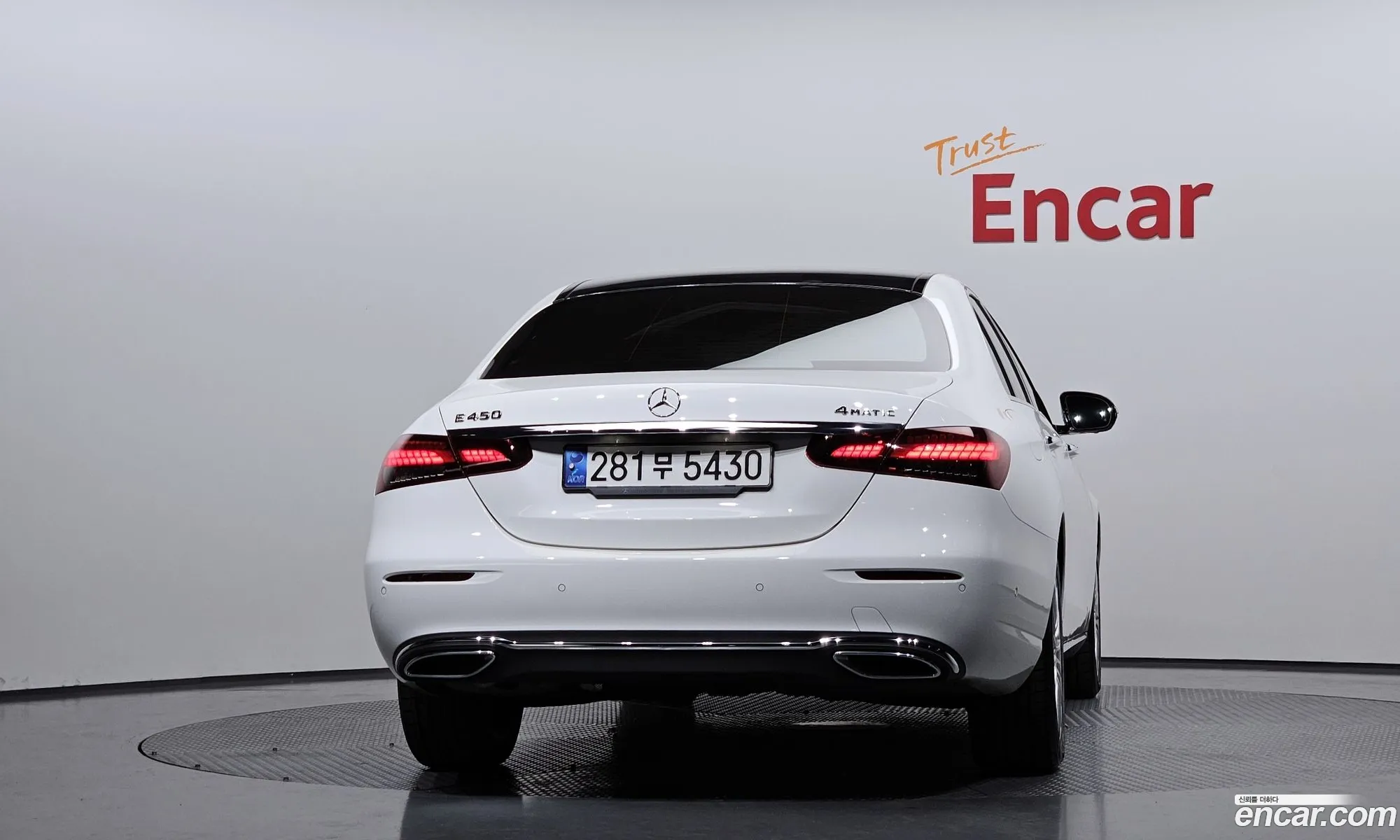 Mercedes-Benz E-Class W213 2022 — 10
