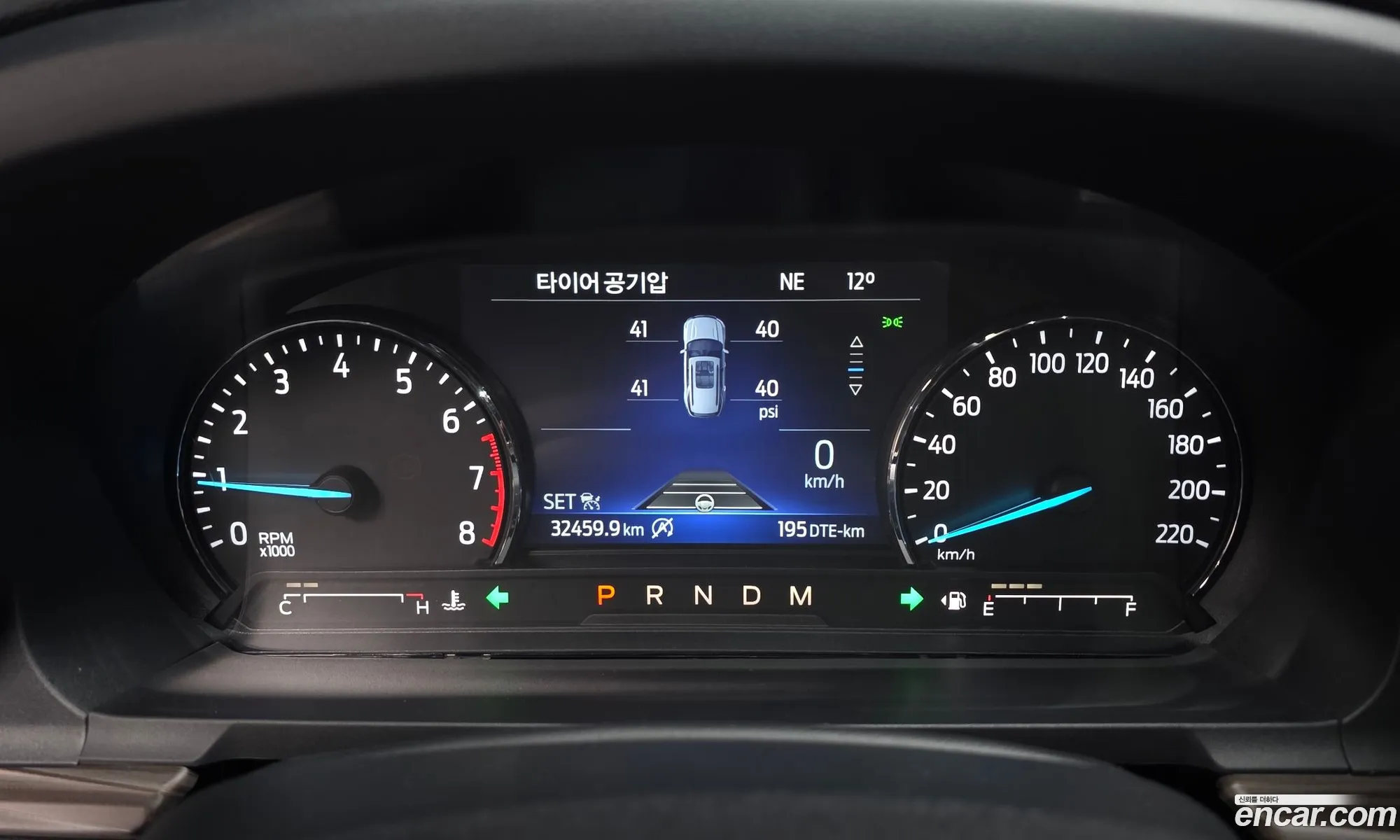 Ford Explorer 6th Gen 2020 1FMSK8FHXLGA96354 — 17