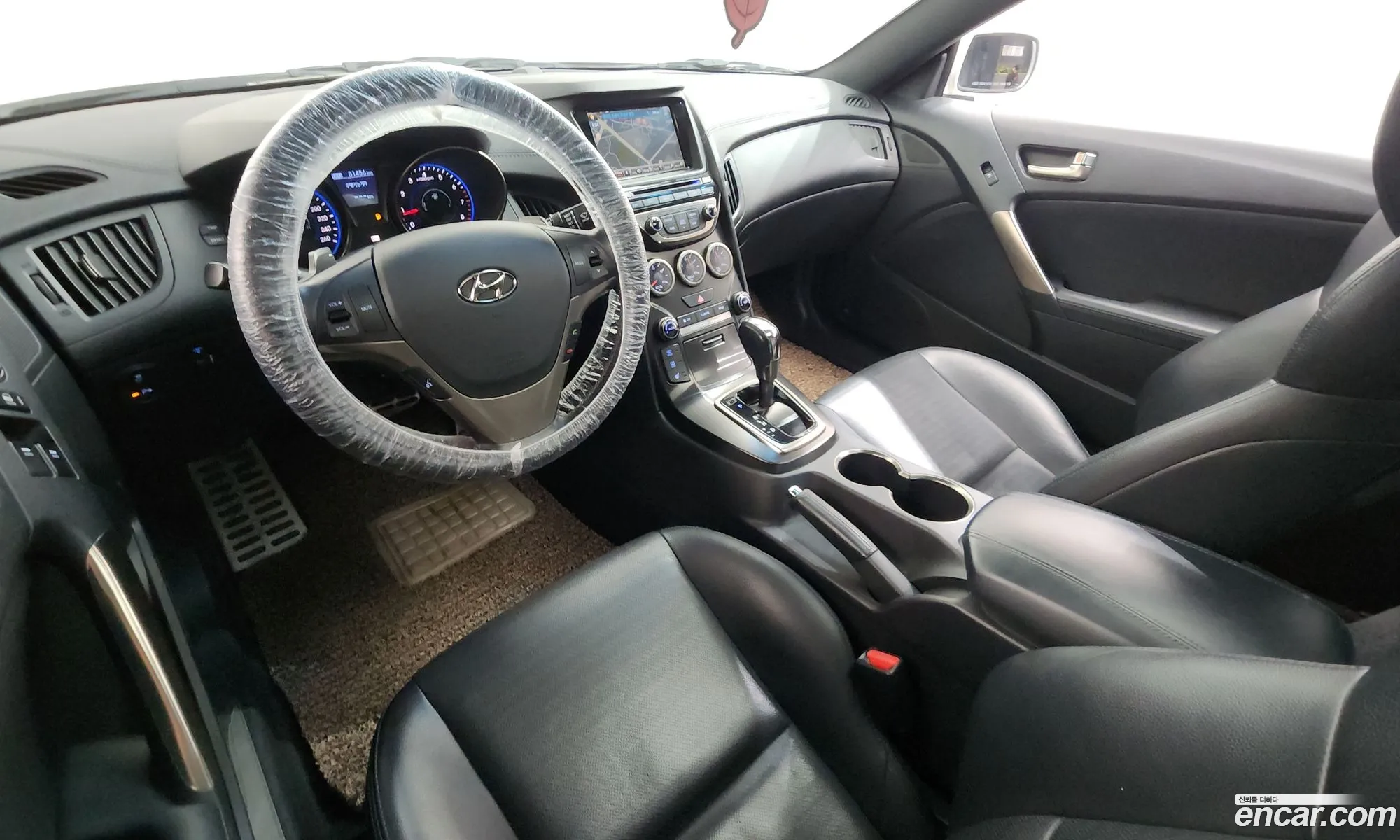 Hyundai Genesis Coupe 2012 — 17