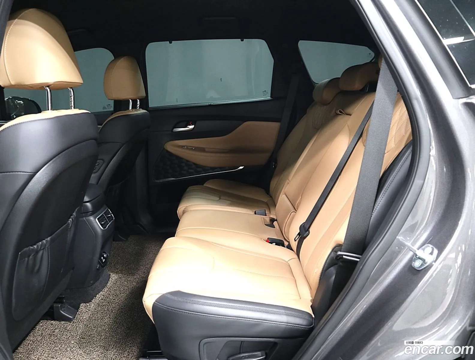 Hyundai Santa Fe 2023 — 10