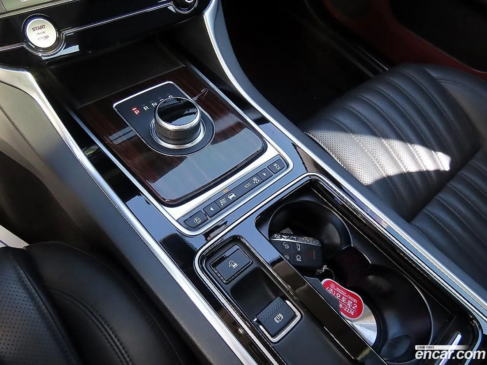Jaguar XF 2018 — 2
