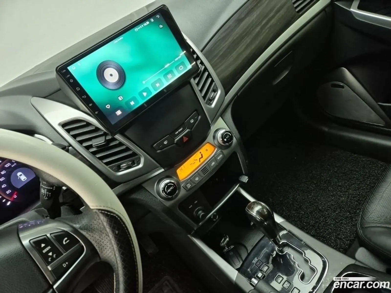 KG Mobility (SsangYong) Korando C 2014 — 3
