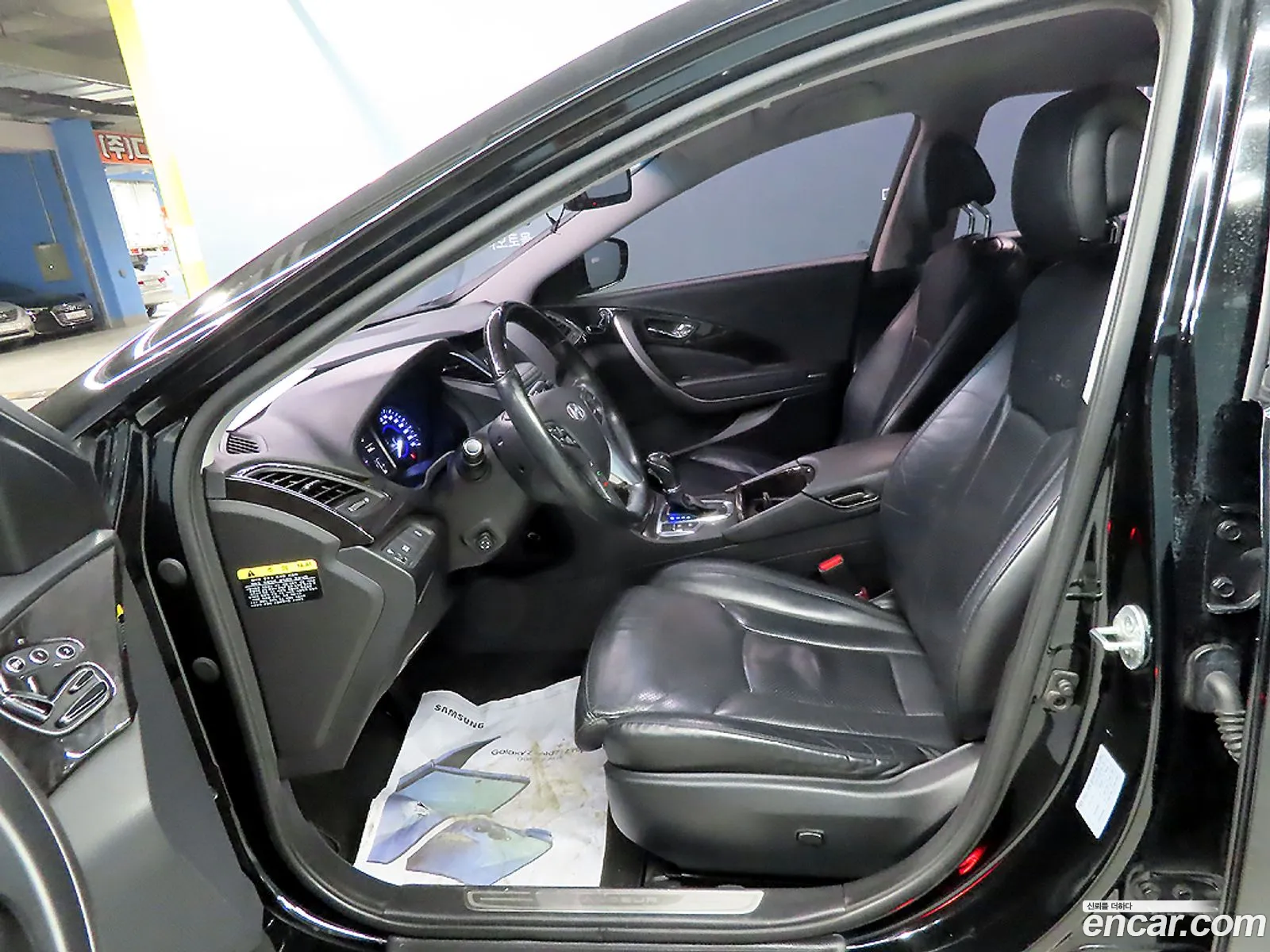 Hyundai Grandeur HG 2015 — 18