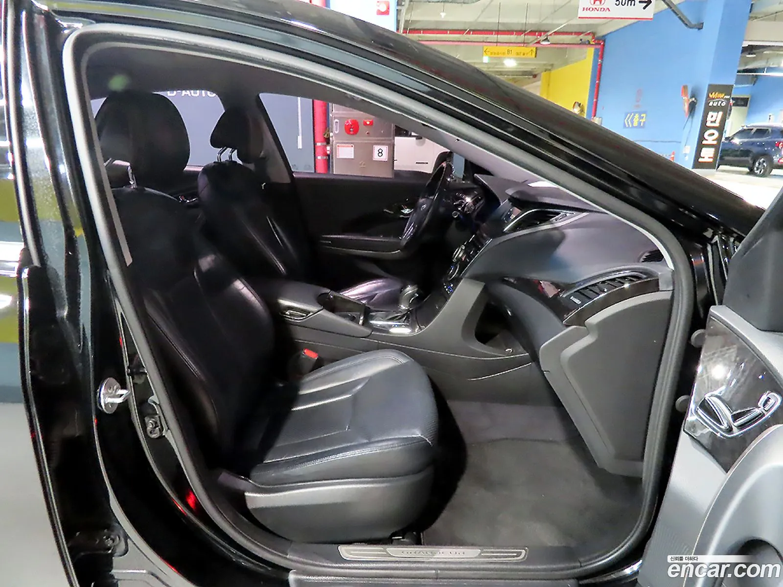 Hyundai Grandeur HG 2015 — 14