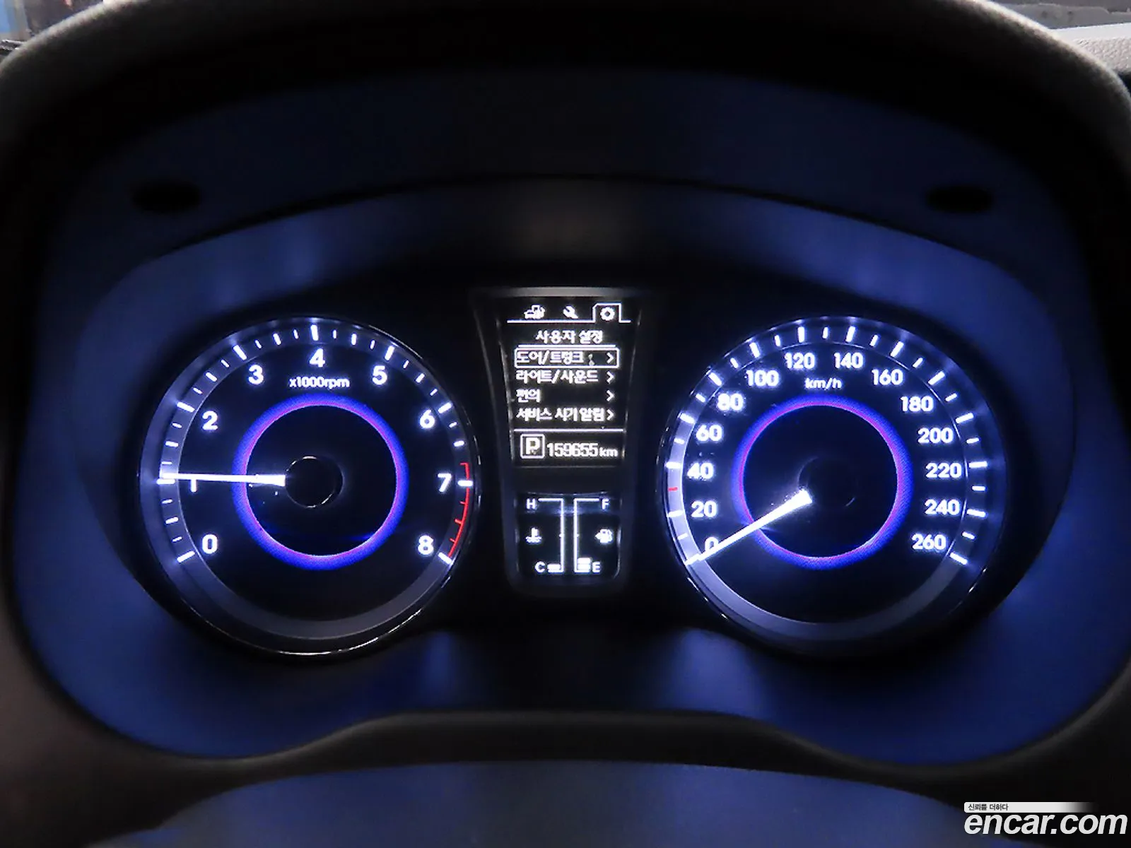 Hyundai Grandeur HG 2015 — 17