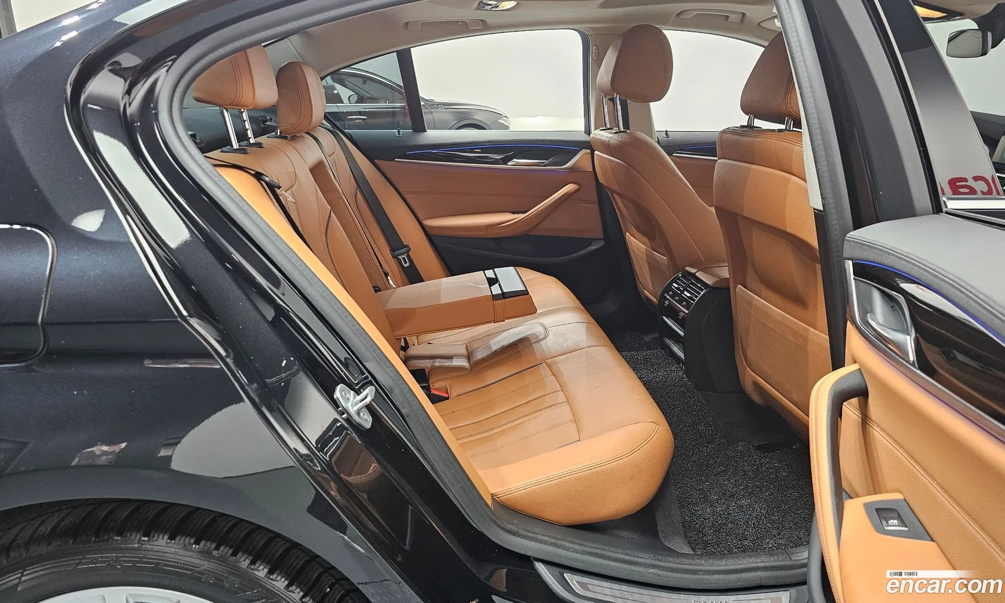 BMW 5 Series 2019 WBAJK9109LCD10040 — 14