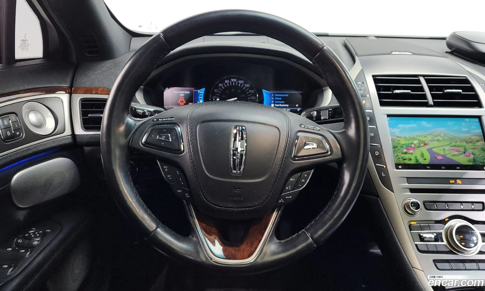 Lincoln MKZ 2020 — 11