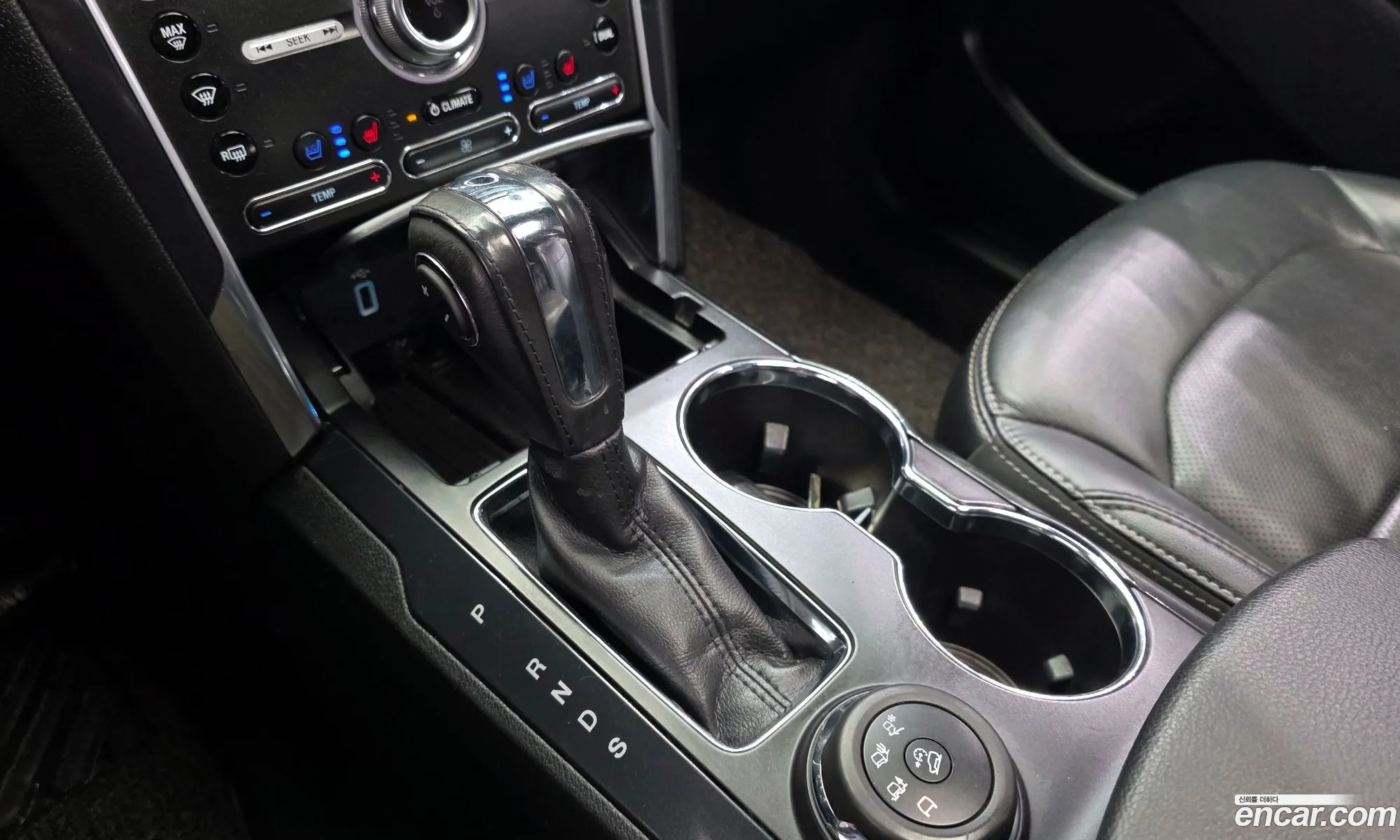Ford Explorer 2019 1FM5K8FH9KGA25822 — 13