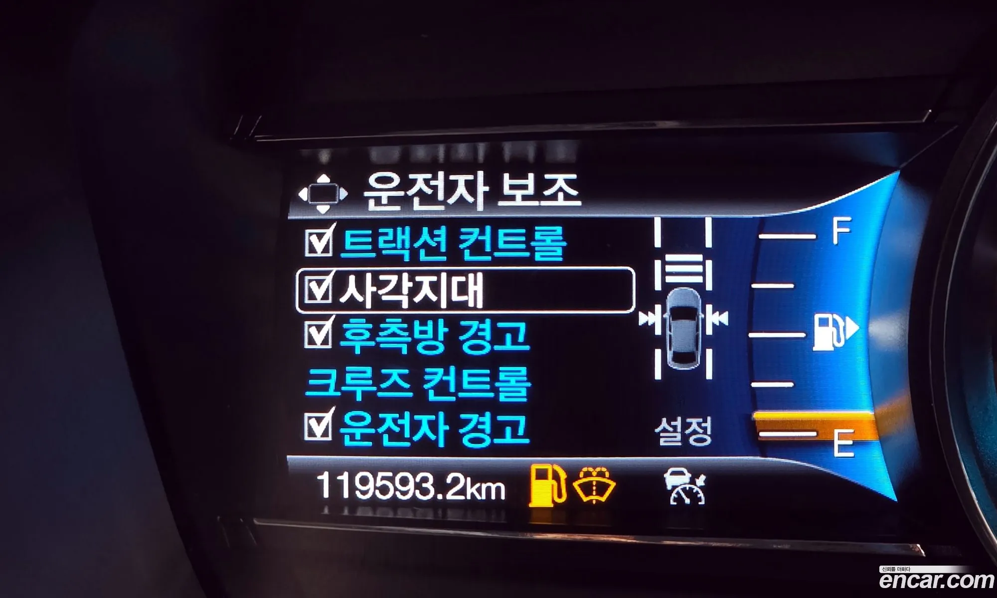 Ford Explorer 2019 1FM5K8FH9KGA25822 — 3