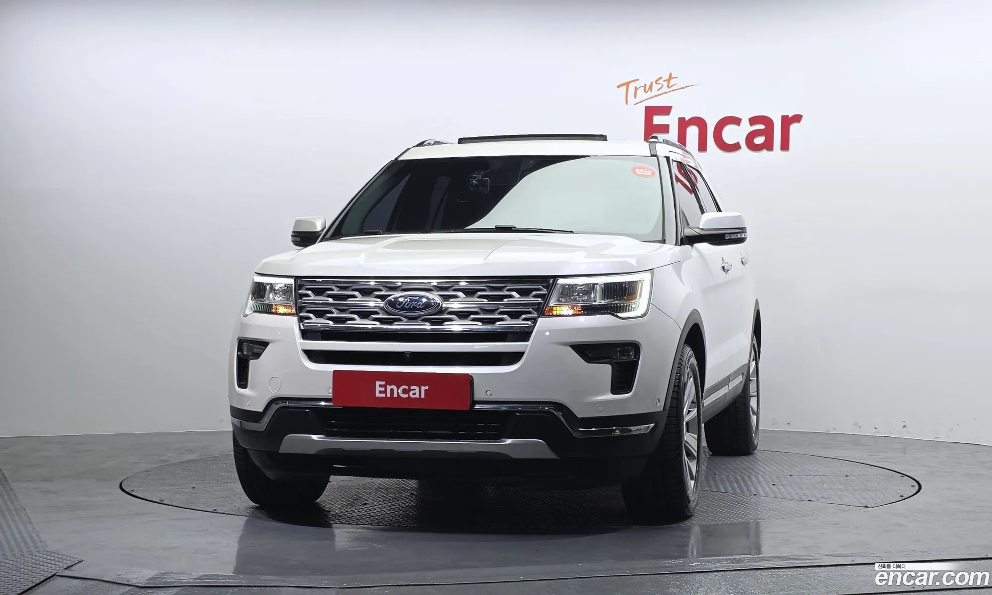 Ford Explorer 2019 1FM5K8FH9KGA25822 — 2