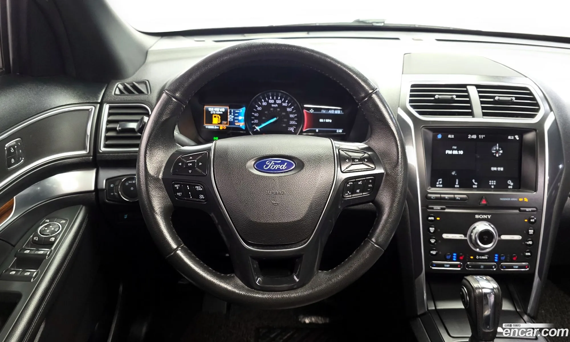 Ford Explorer 2019 1FM5K8FH9KGA25822 — 5