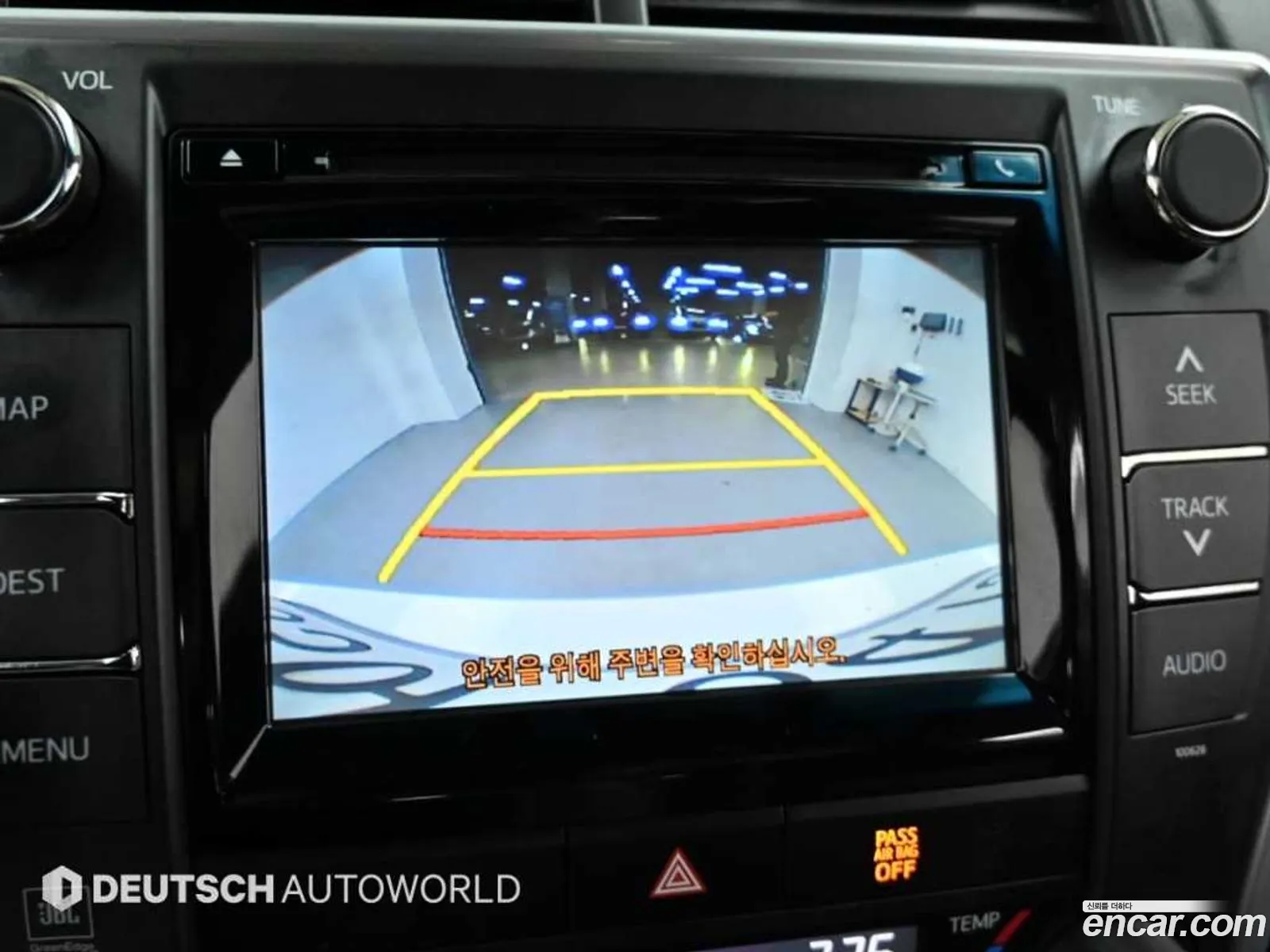 Toyota Camry 2017 — 2
