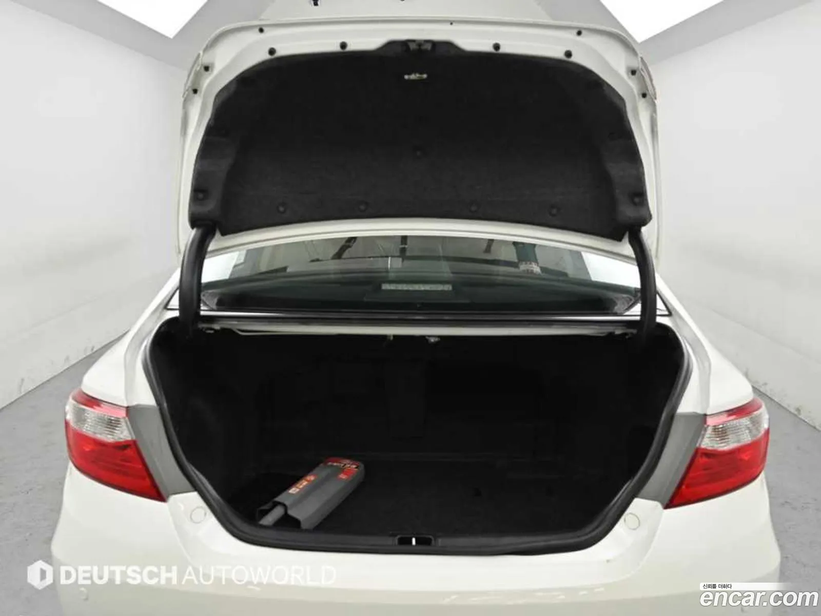 Toyota Camry 2017 — 7