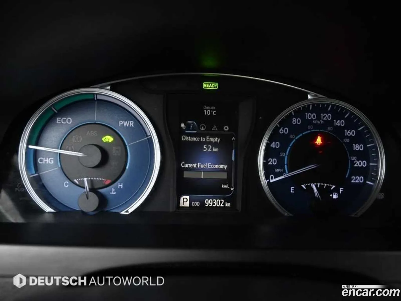 Toyota Camry 2017 — 18
