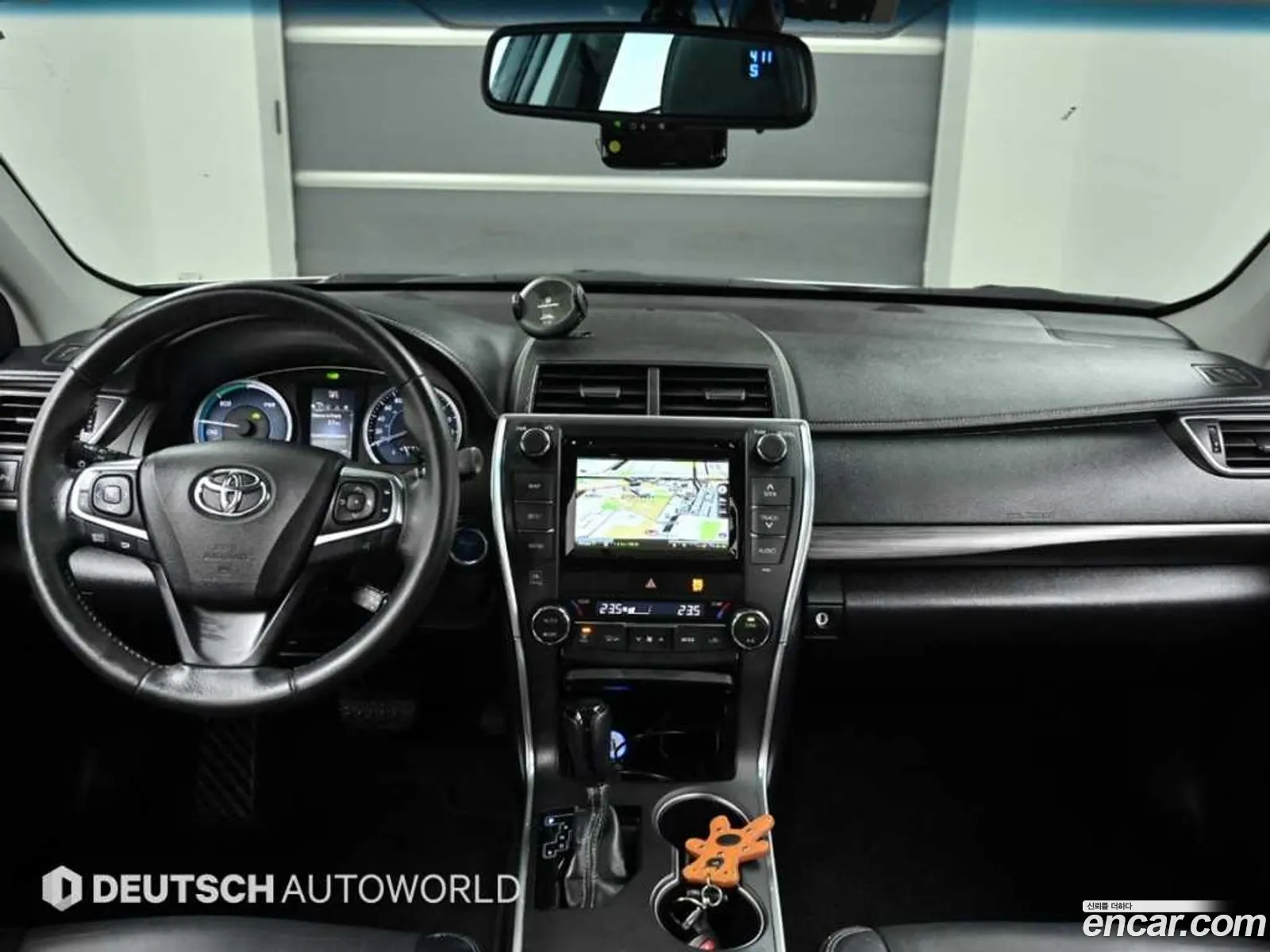 Toyota Camry 2017 — 16