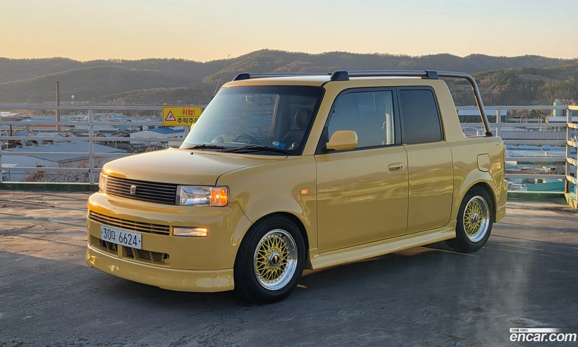 Toyota bB 2001 — 13