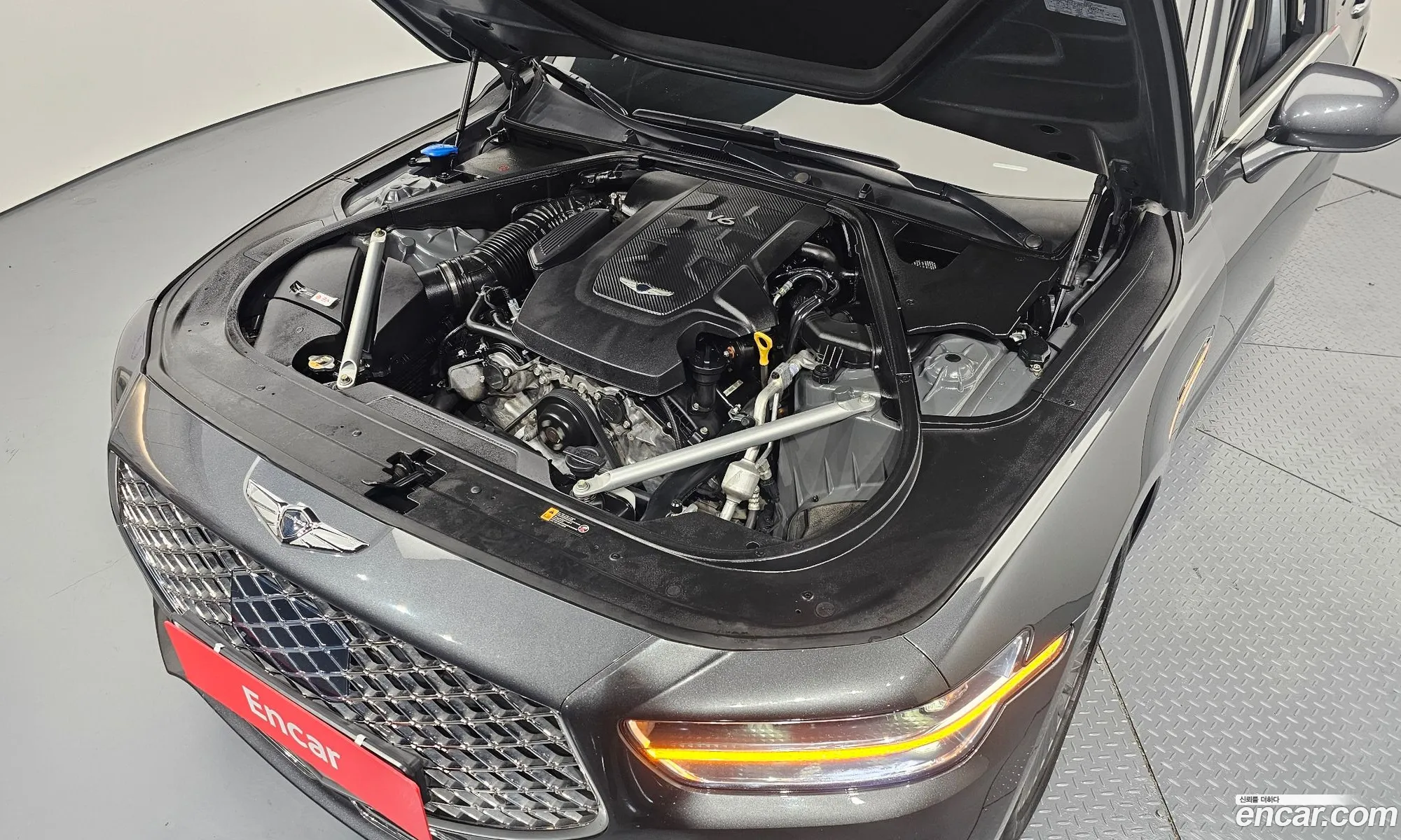 Genesis G90 2019 — 18