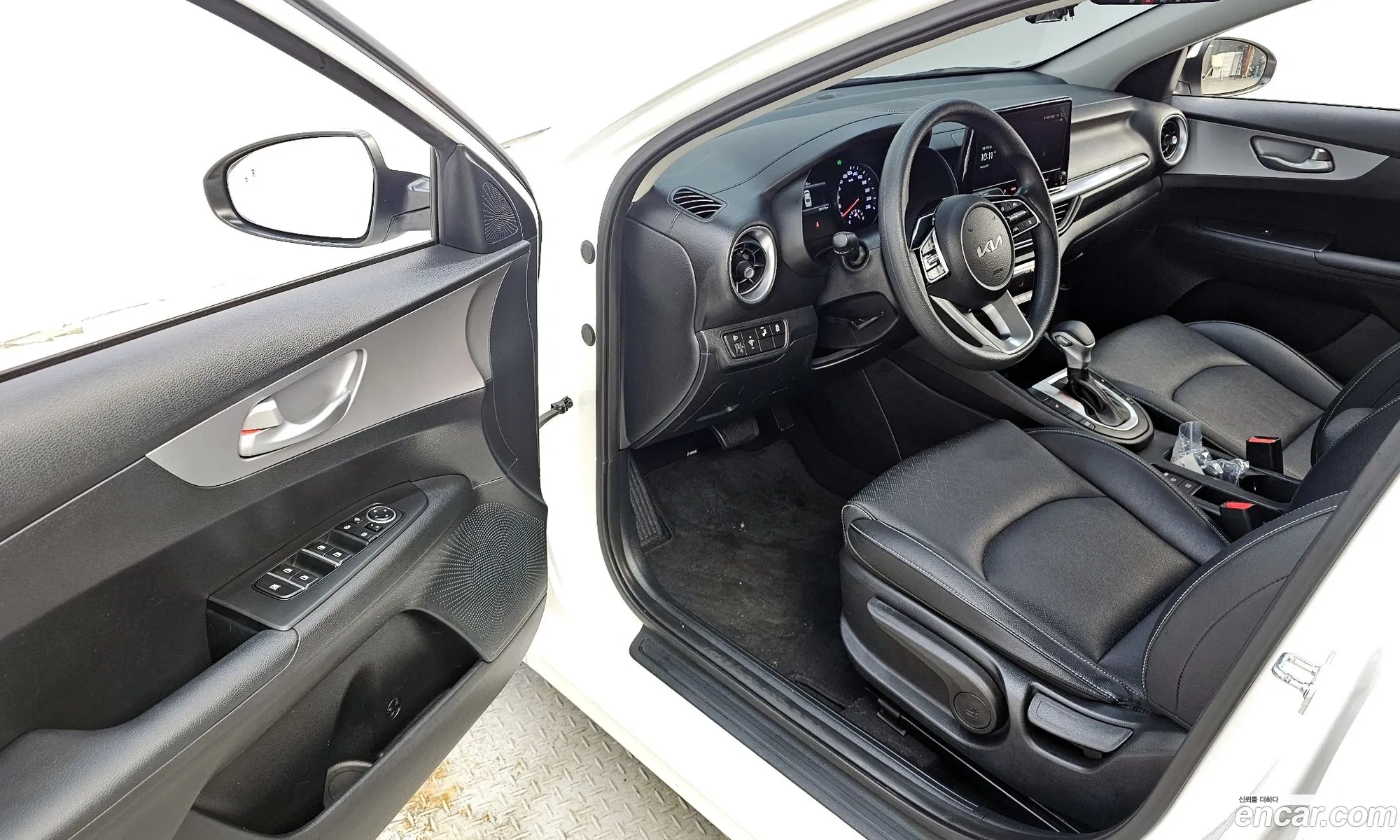 Kia K3 2022 — 5