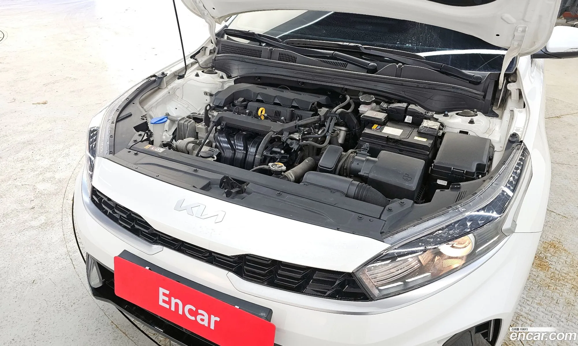 Kia K3 2022 — 17