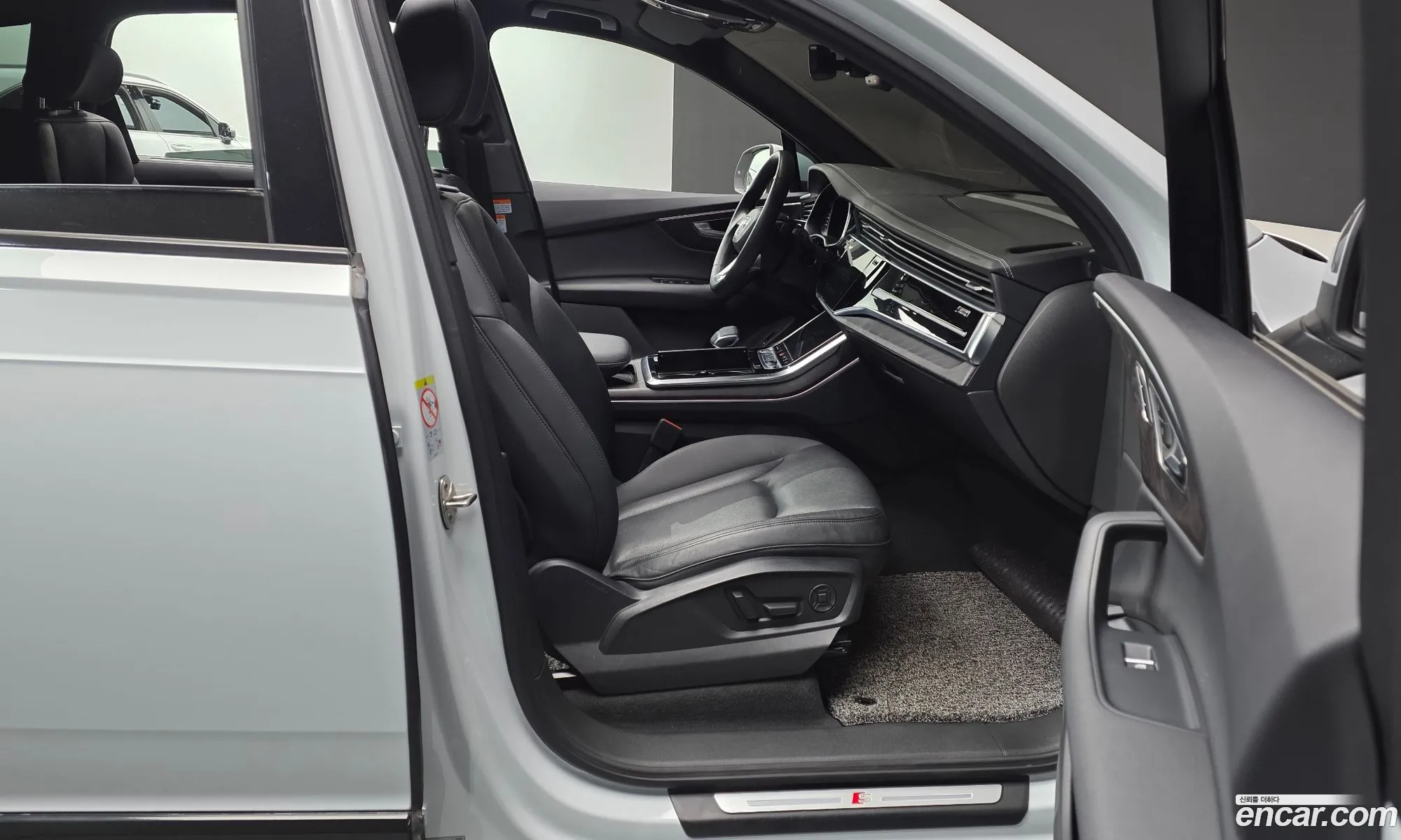 Audi Q7 2023 WAUZZZ4M2PD009930 — 3