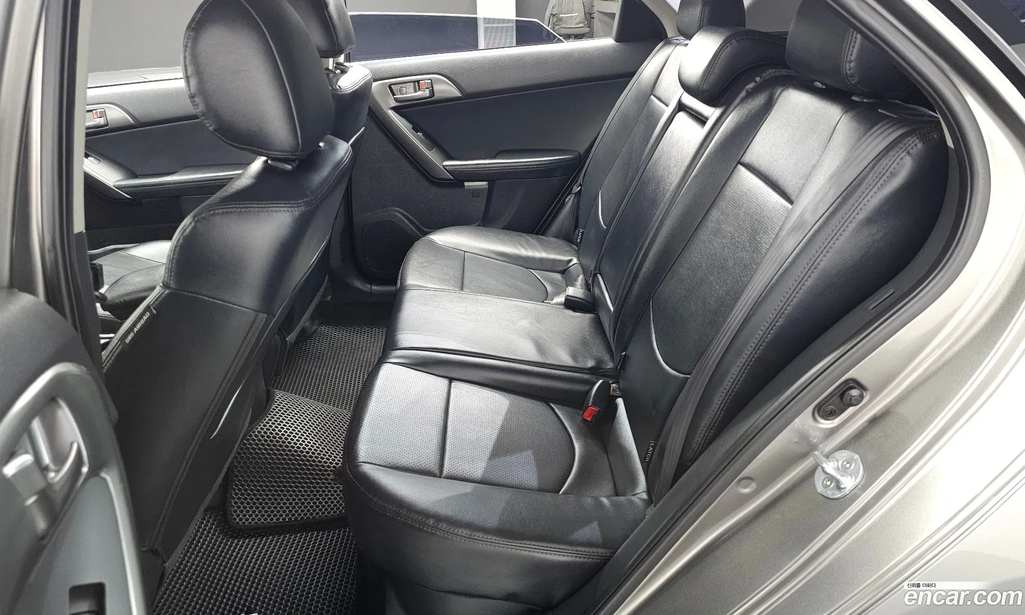 Kia Forte Hatchback 2011 — 2