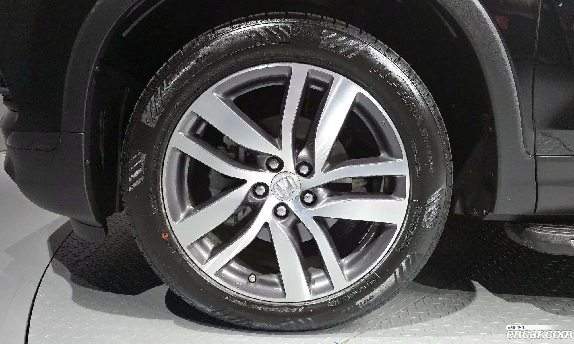 Honda Pilot 2018 5FNYF6850JB200763 — 4
