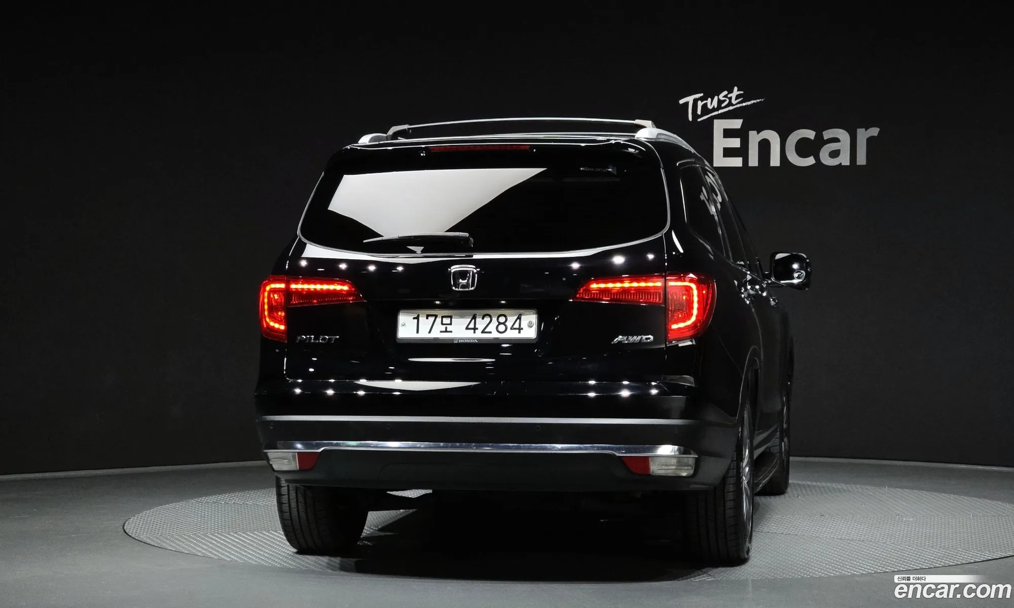 Honda Pilot 2018 5FNYF6850JB200763 — 13
