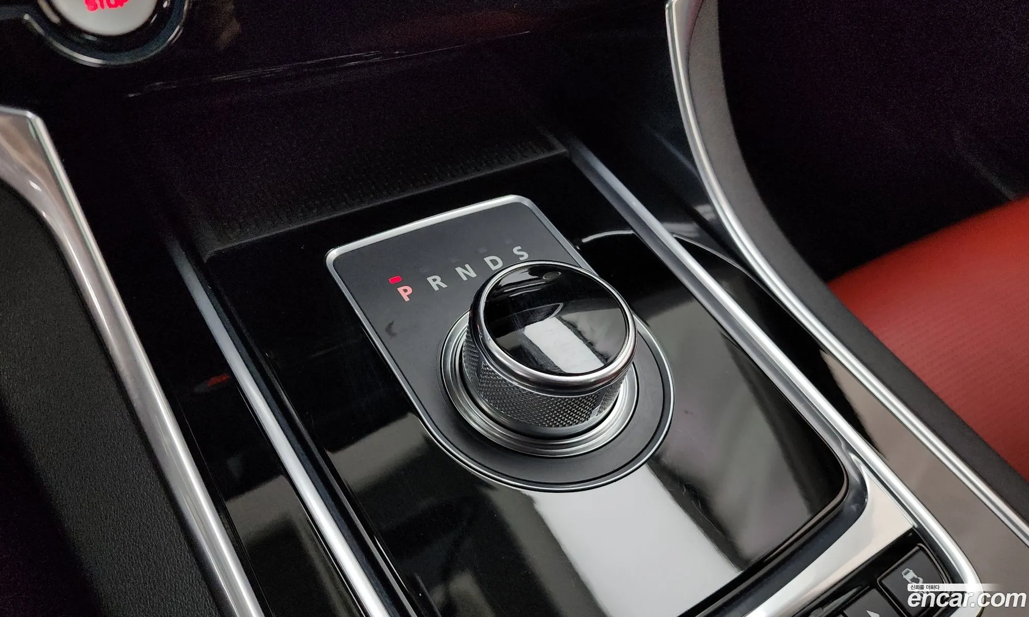 Jaguar XE 2016 SAJAB4BN8GA928319 — 17