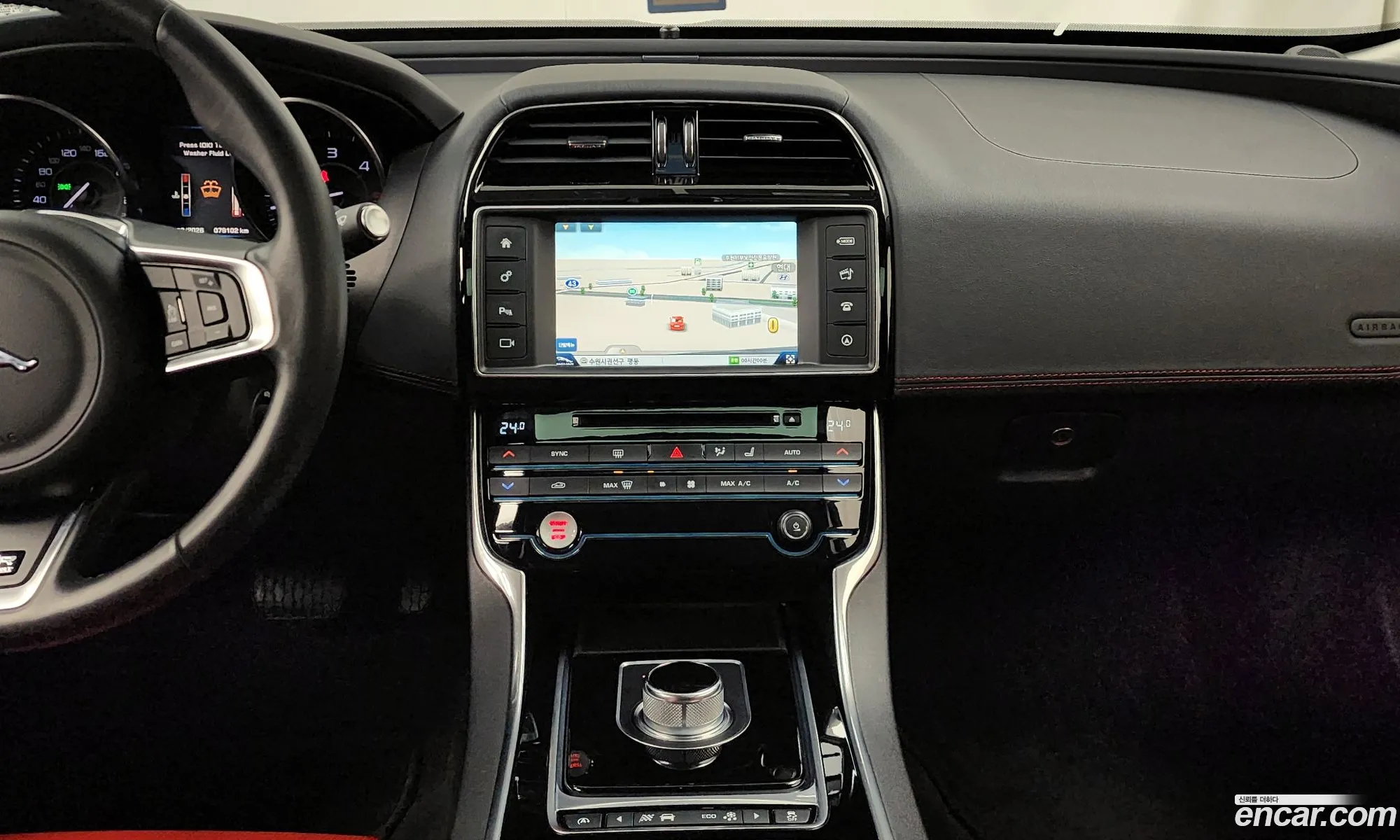 Jaguar XE 2016 SAJAB4BN8GA928319 — 15