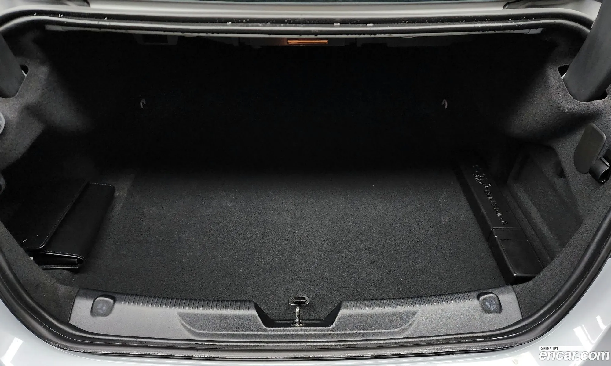 Jaguar XE 2016 SAJAB4BN8GA928319 — 3