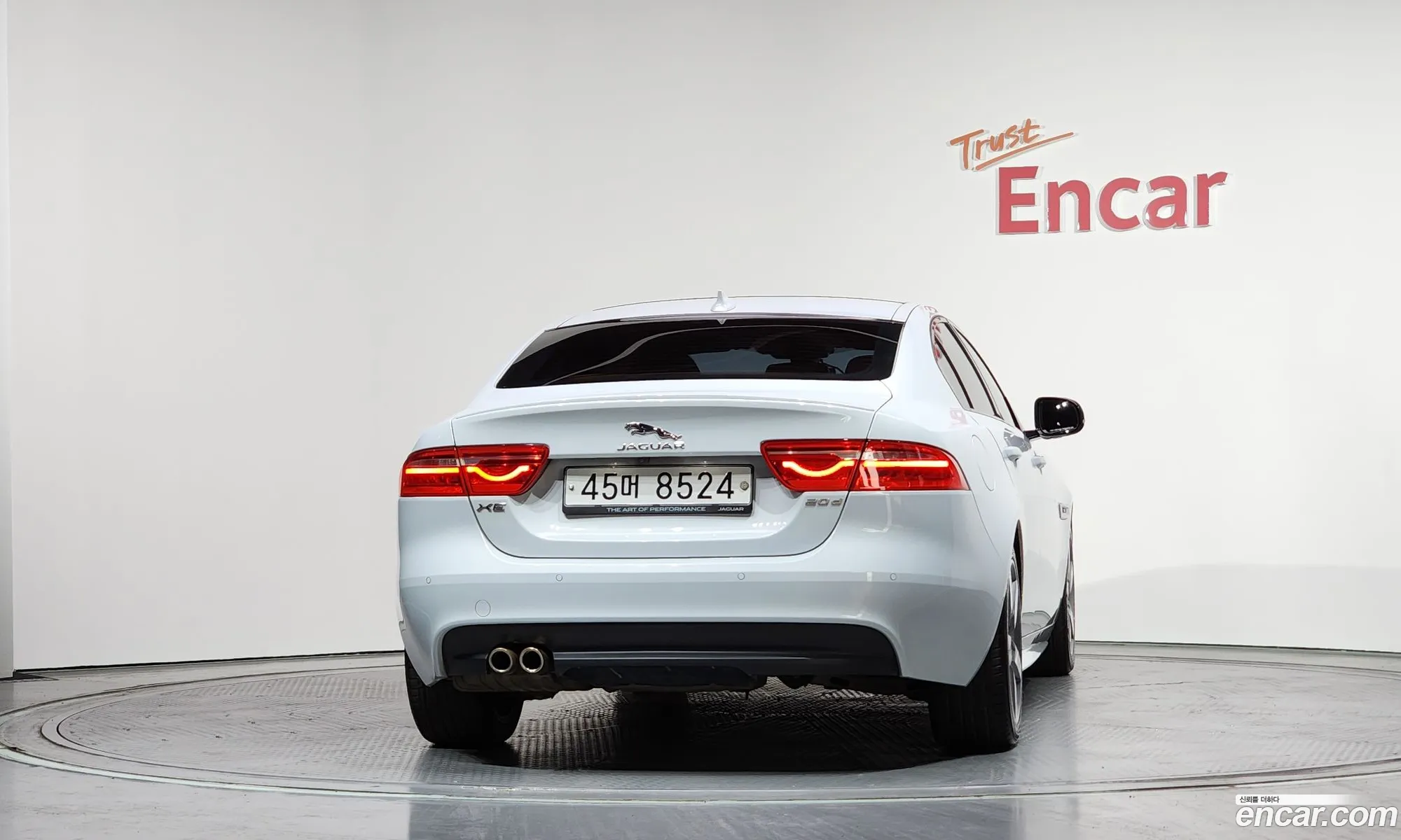 Jaguar XE 2016 SAJAB4BN8GA928319 — 11