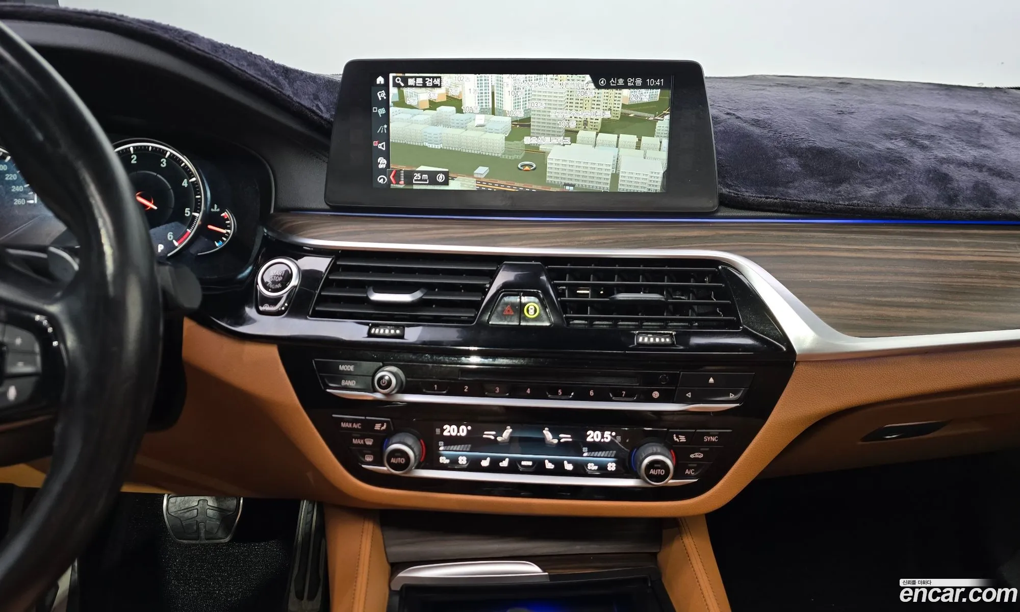 BMW 5 Series 2017 WBAJC3104HWB76909 — 9