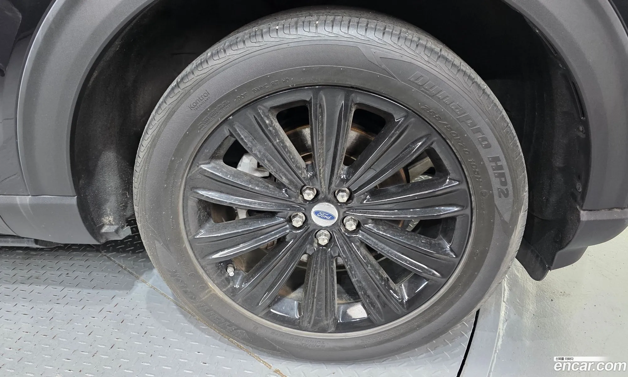 Ford Explorer 6th Gen 2019 1FMSK8FH0LGA86741 — 9
