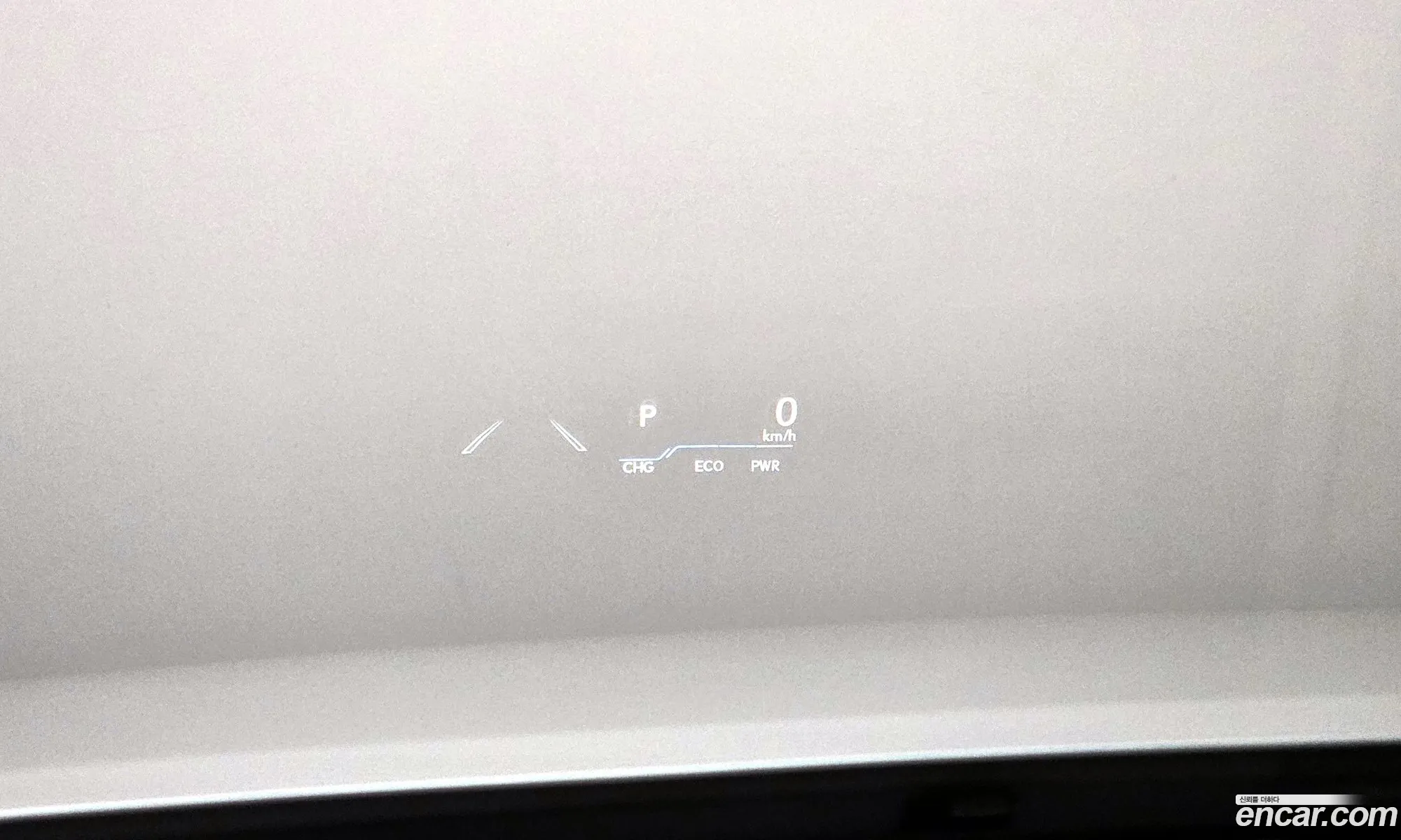 Lexus ES300h 7th Gen 2020 — 2