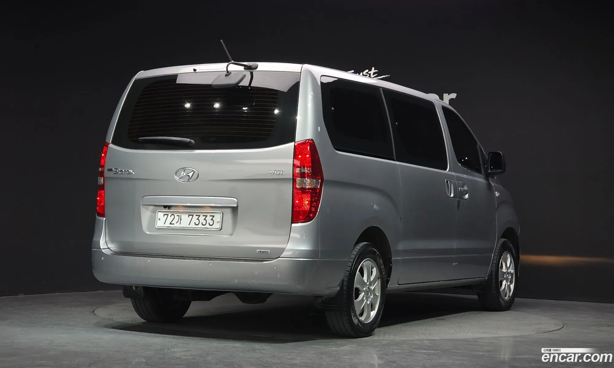 Hyundai Grand Starex 2020 — 19