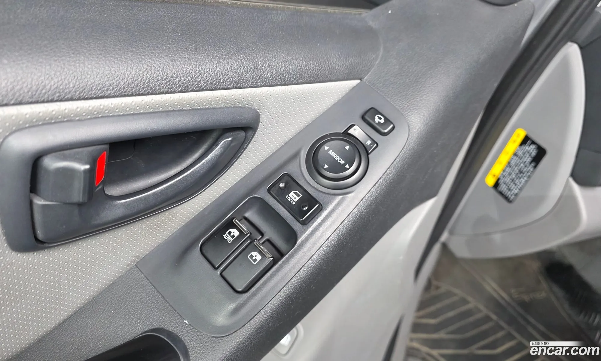 Hyundai Grand Starex 2020 — 20