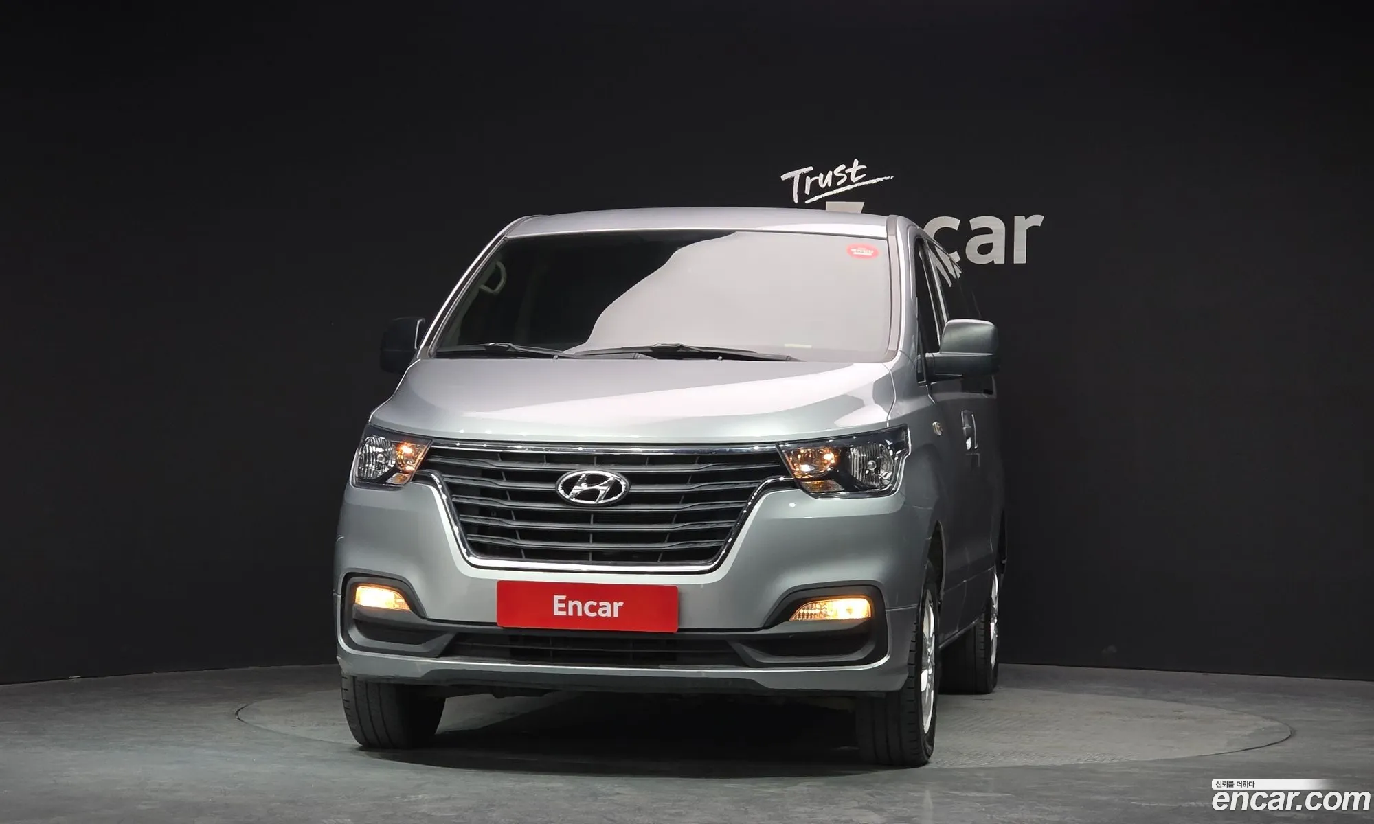 Hyundai Grand Starex 2020 — 11