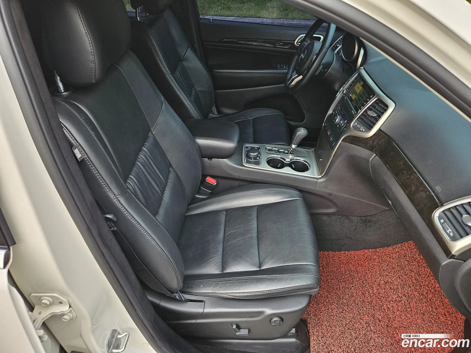 Jeep Grand Cherokee 2012 — 8