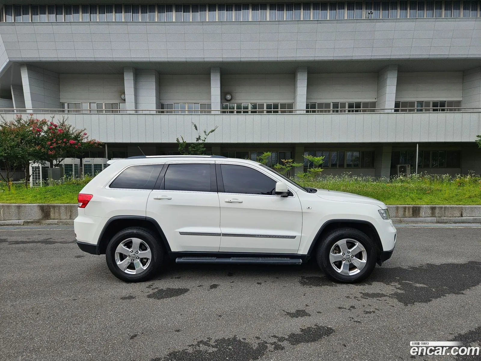 Jeep Grand Cherokee 2012 — 14