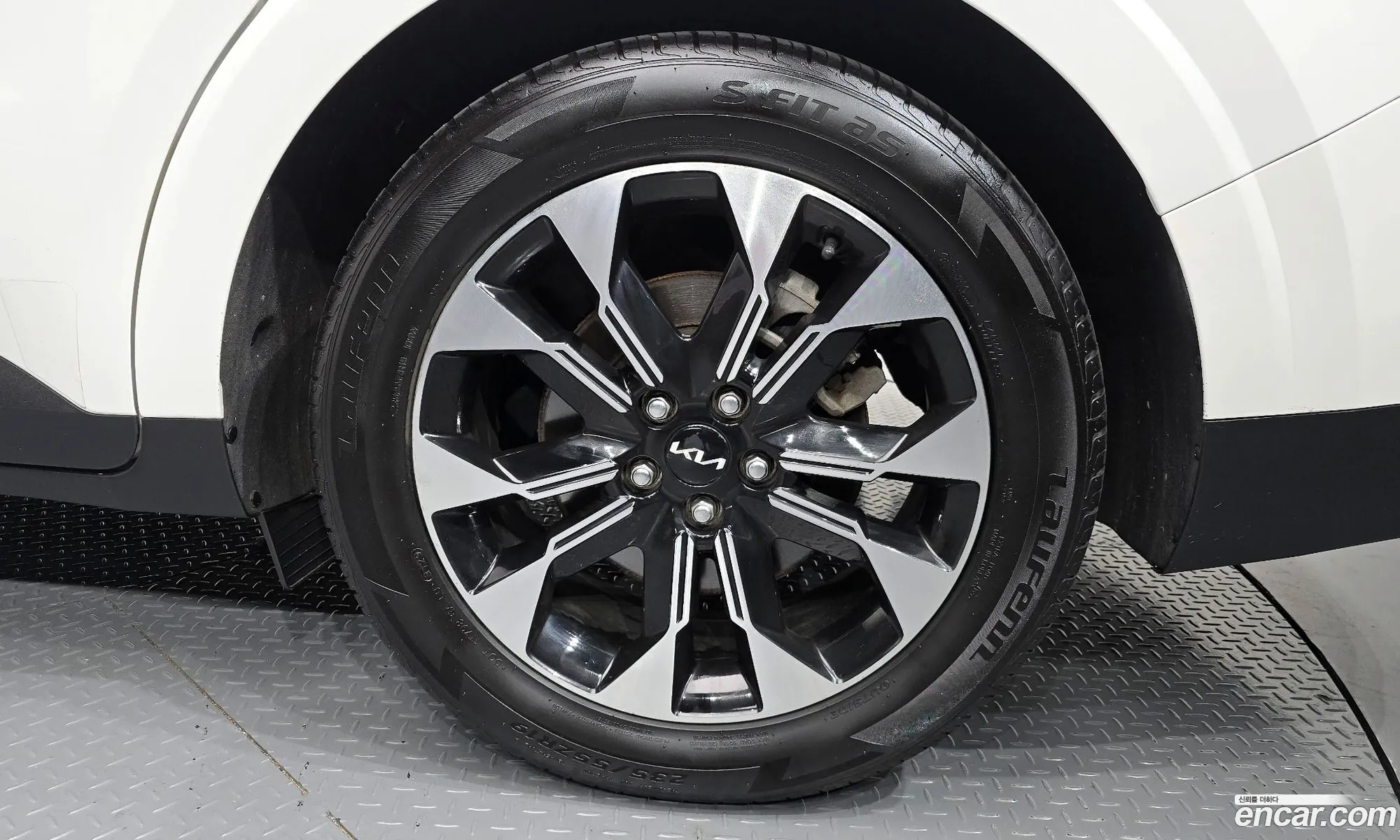 Kia Carnival 2022 — 10